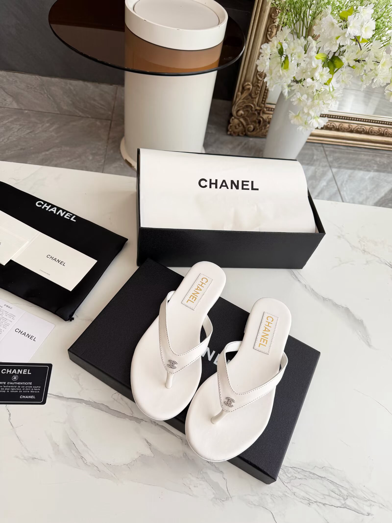 Shoe Women Sandals — e072fbe4