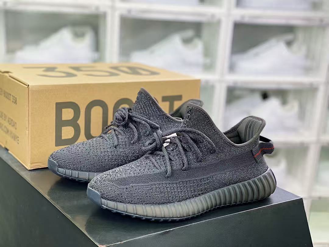Shoe YEEZY — 85347963