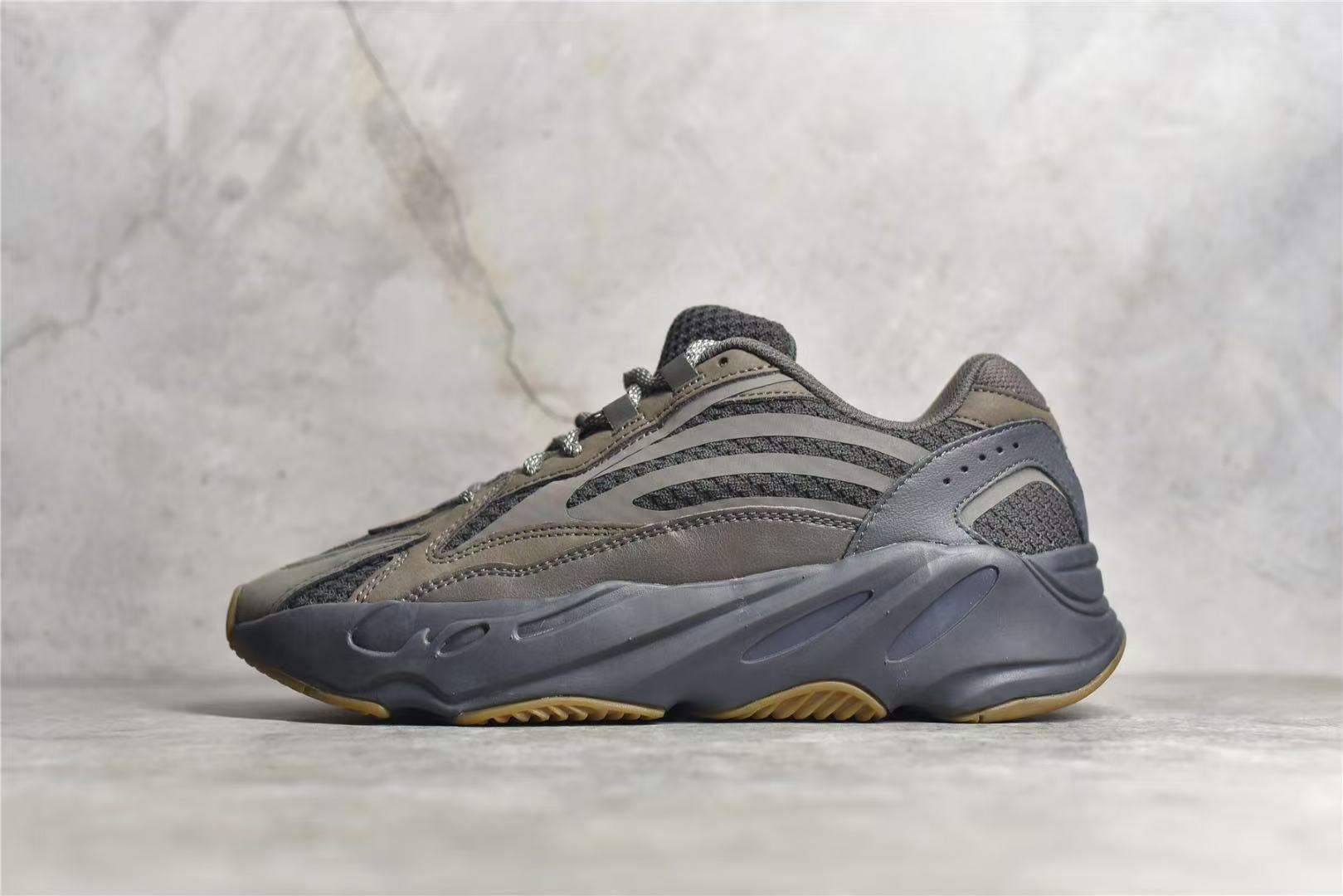 Shoe YEEZY — 9a27264f