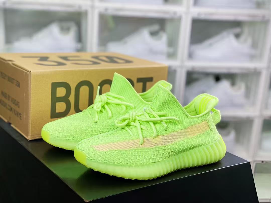 Shoe YEEZY — d39f9118