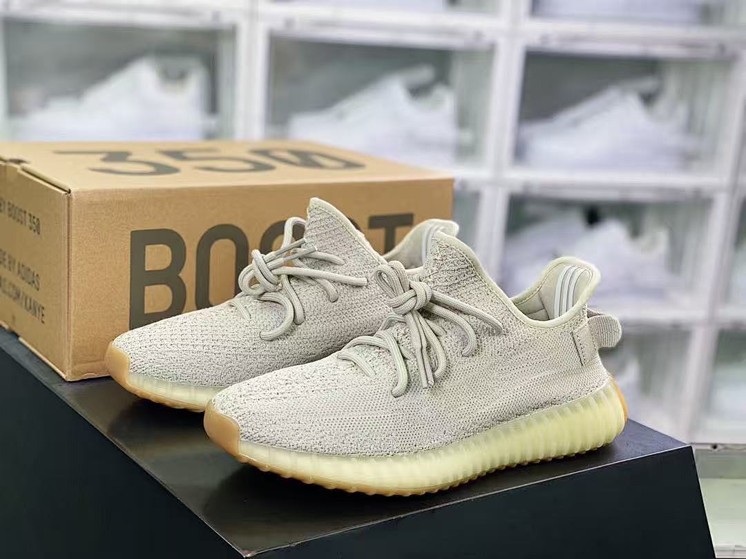 Shoe YEEZY — e7bfc0be