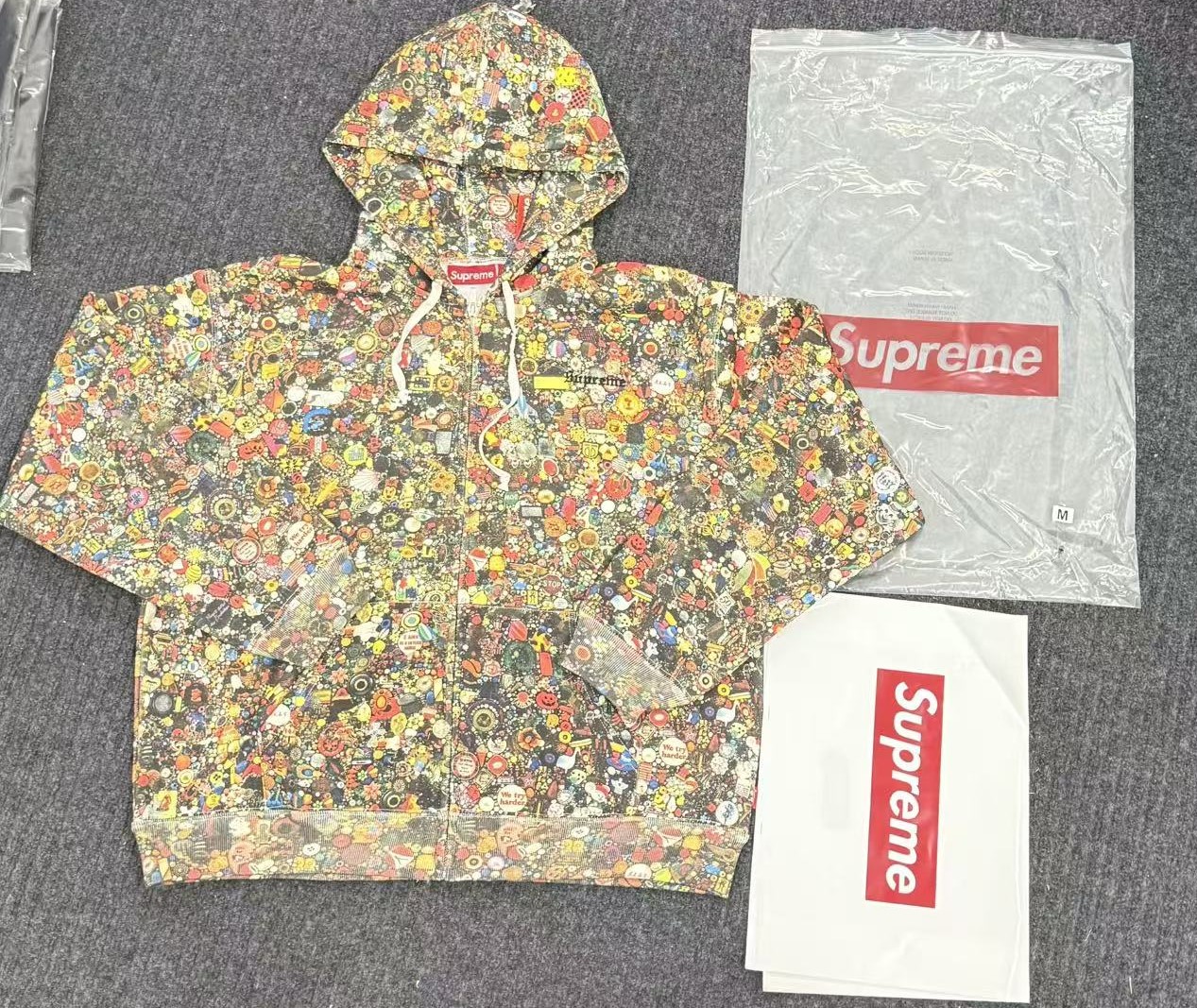 Supreme Hoodie — 5e31ccdc