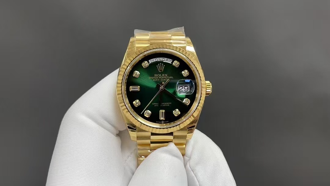 Watch — 091ab876